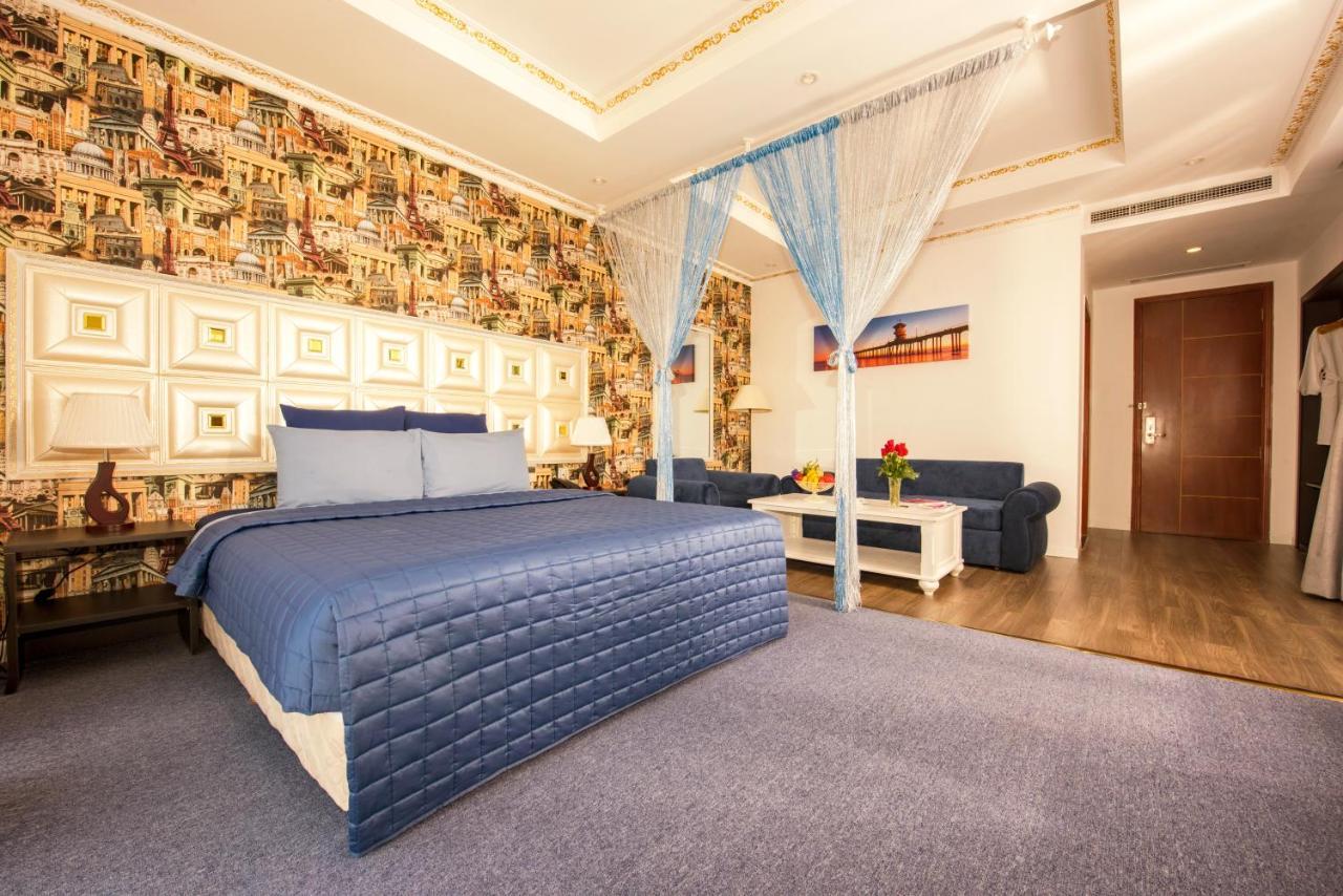 Golden Crown Hotel Хошимин Экстерьер фото