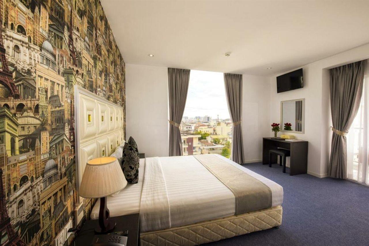 Golden Crown Hotel Хошимин Экстерьер фото