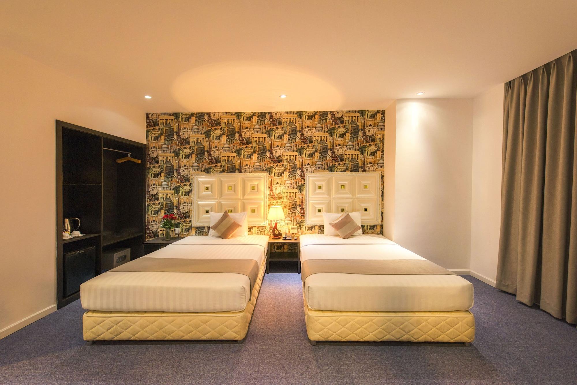 Golden Crown Hotel Хошимин Экстерьер фото
