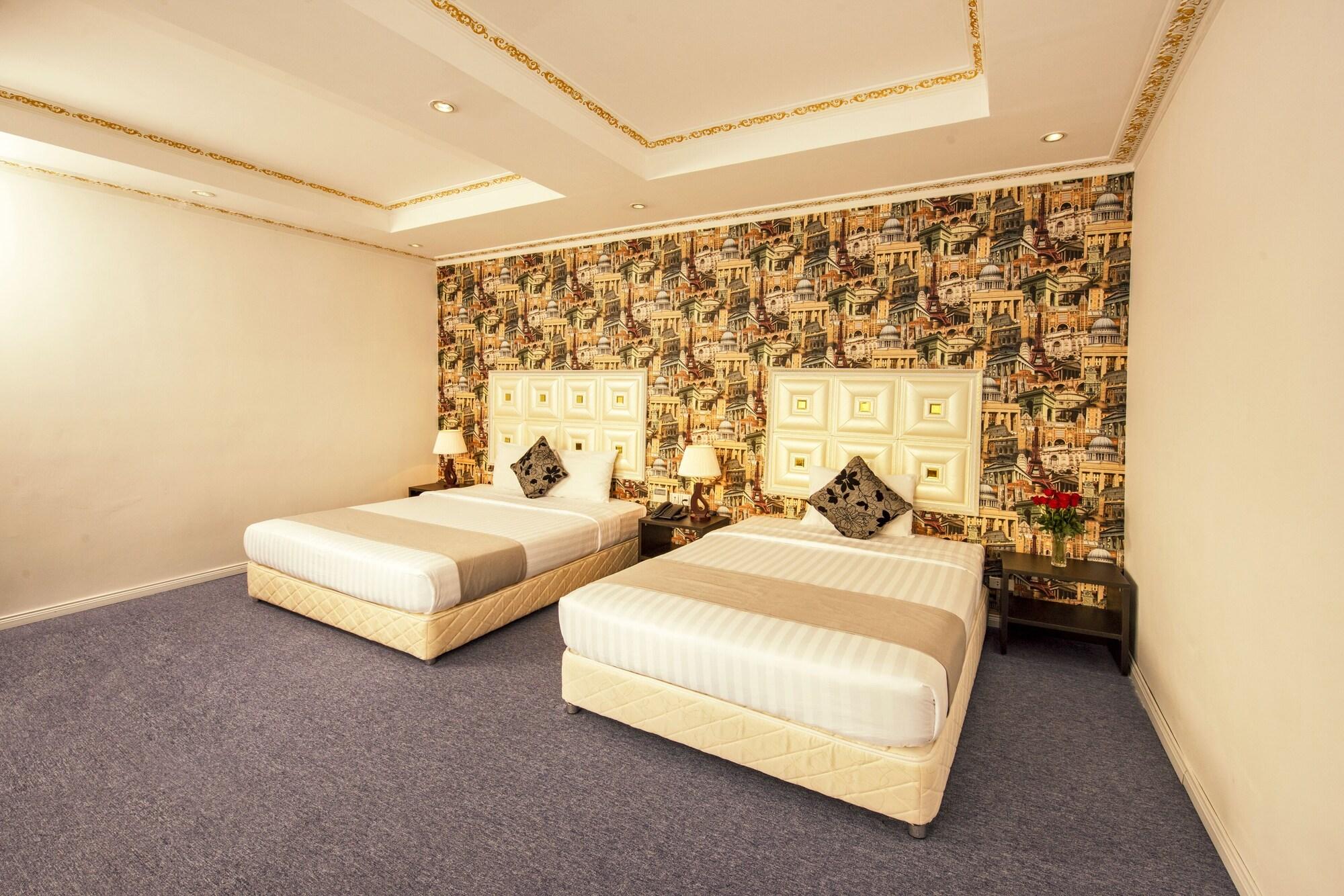 Golden Crown Hotel Хошимин Экстерьер фото