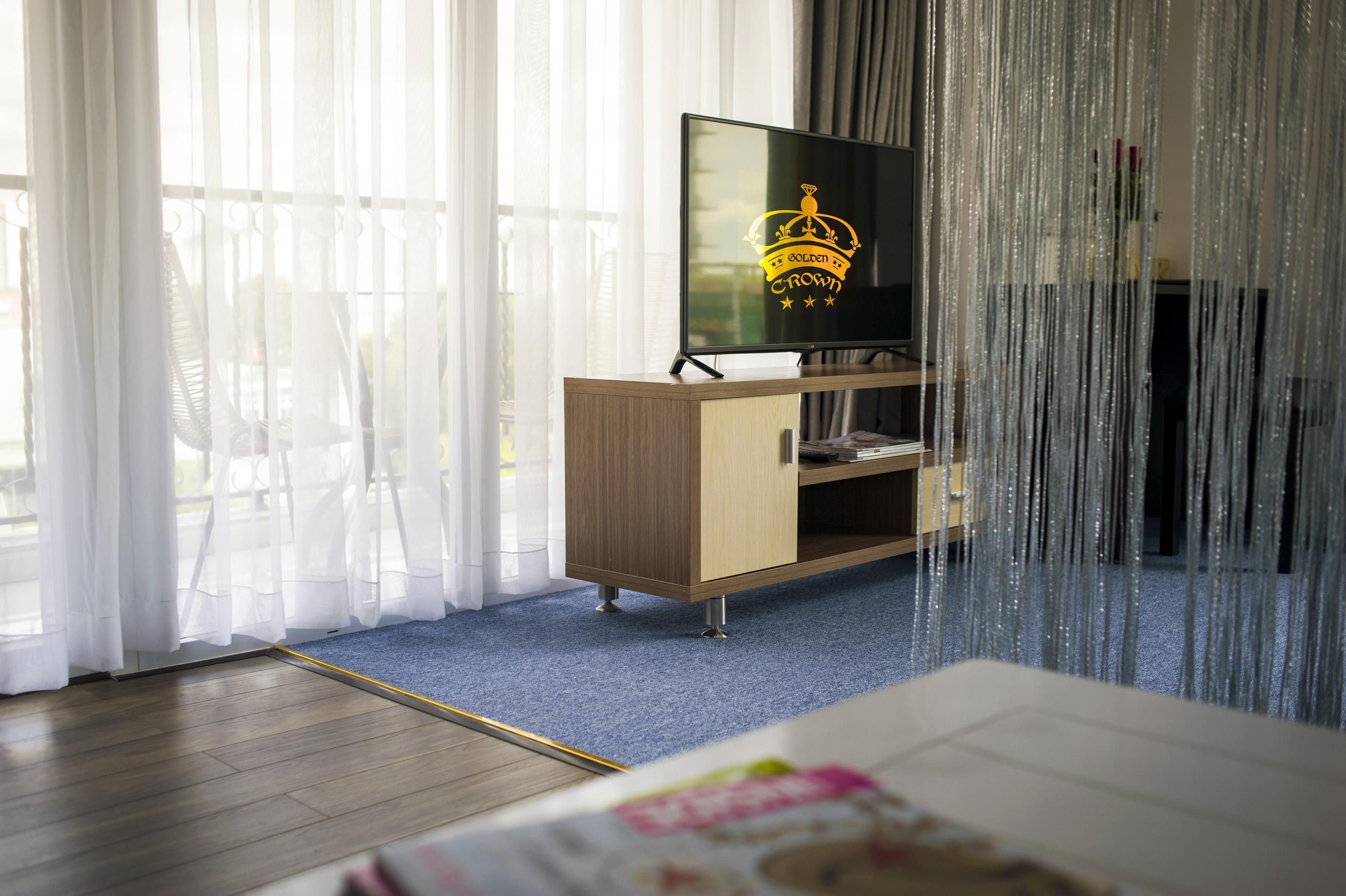 Golden Crown Hotel Хошимин Экстерьер фото