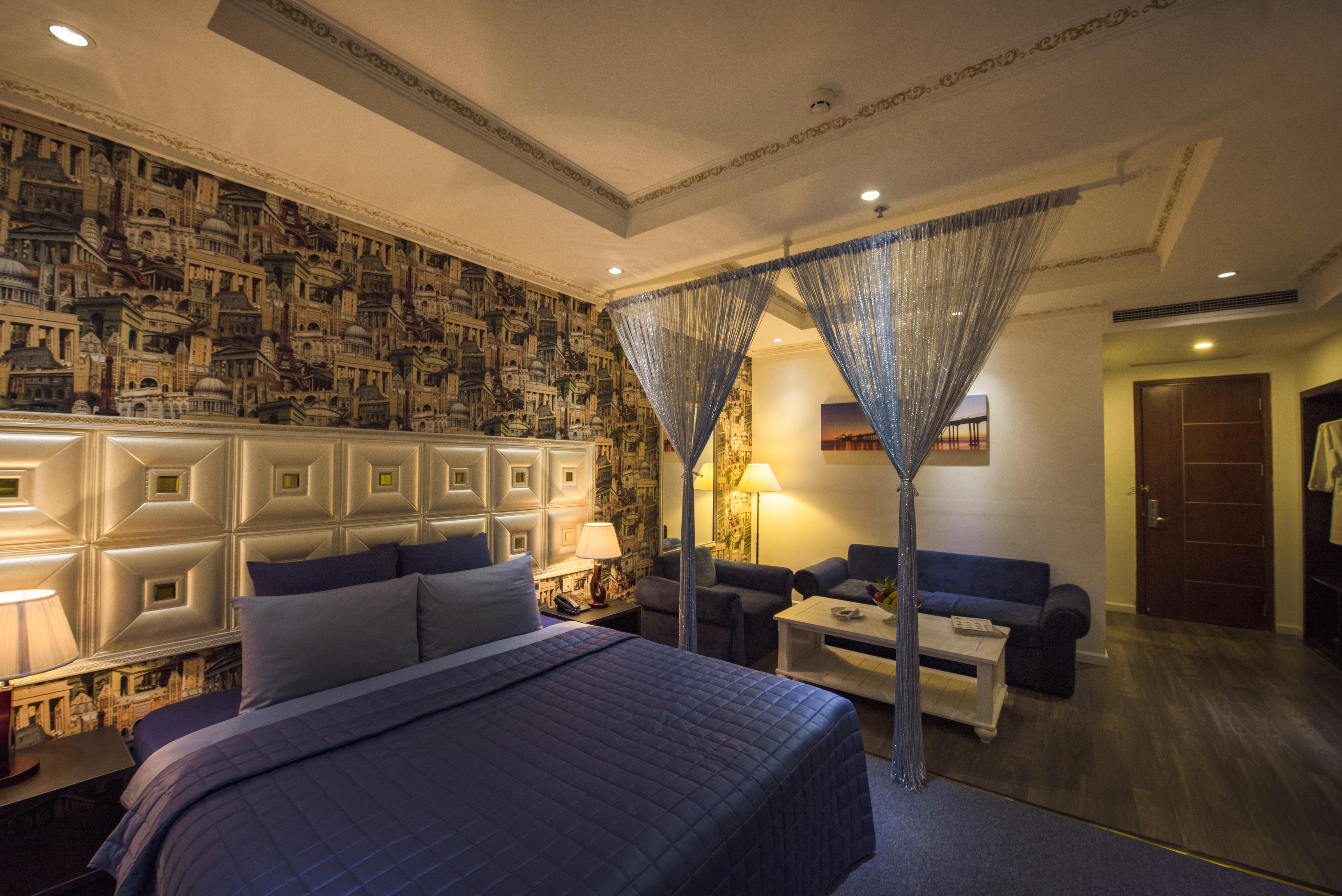 Golden Crown Hotel Хошимин Экстерьер фото