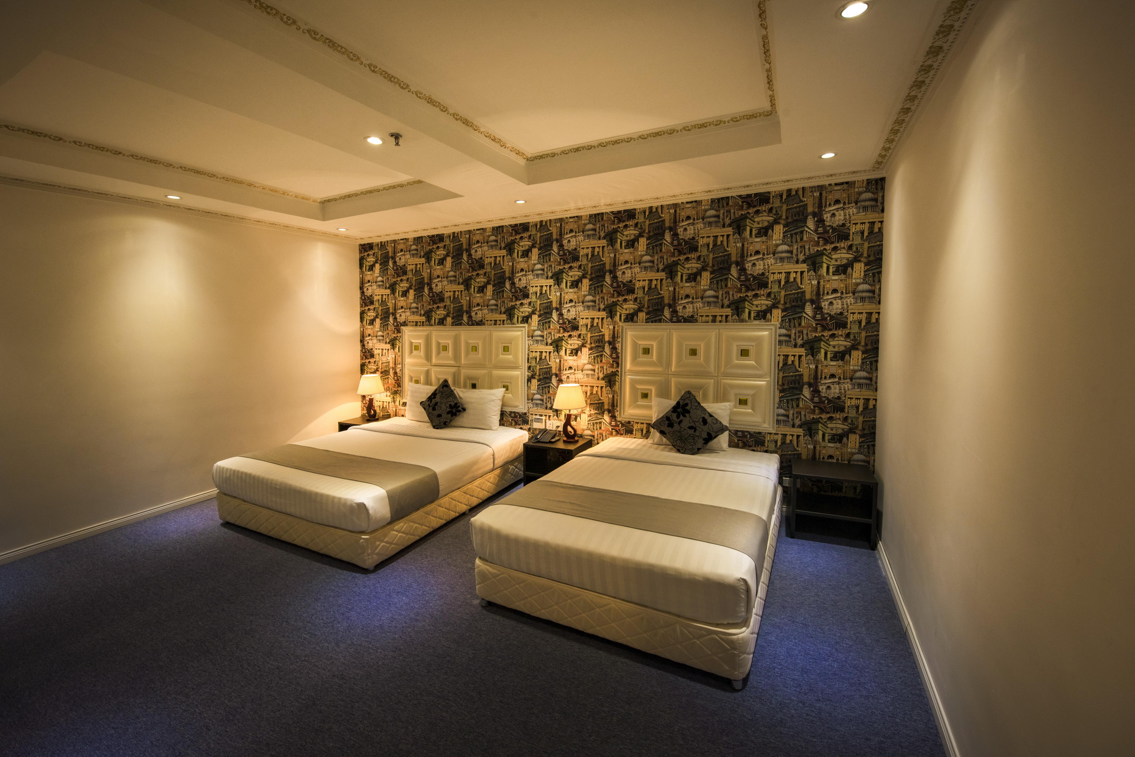 Golden Crown Hotel Хошимин Экстерьер фото